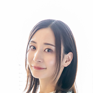 아다치 유리