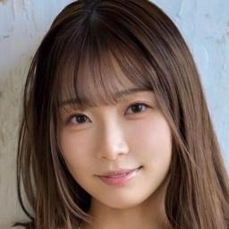 유즈키 리아