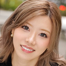 유이나 사키