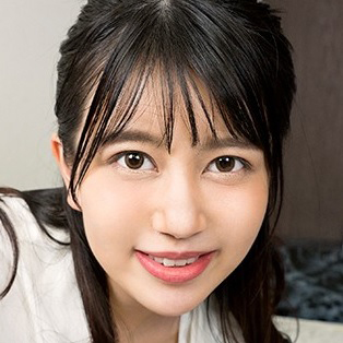 쿠리야마 에마