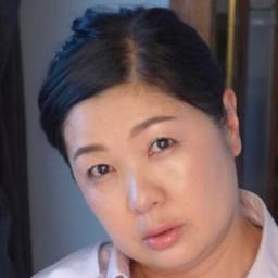 카와타 유리에